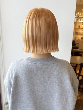 ルッツ(Lutz. hair design) 3/9 ペールアレンジ　ボブ　ハイトーン【千代田彩夏】