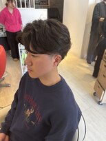 ヘアーリゾートラシックアールプラス(hair resort lachiq R+) フェザーパーマ