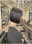 首元すっきり。垢抜け切りっぱなしミニボブ