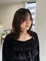 ホワイト(WHITE)&nbsp;ミディアムレイヤー 髪質改善トリートメント