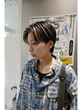 ウーズ ハラジュク(Ooze.HARAJUKU) ハッシュカットグレージュデザインカラーツートーンカラー原宿
