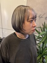 キュウヨンロク 高円寺(946) 大人アンブレラカラー×シルバーベージュショートボブ