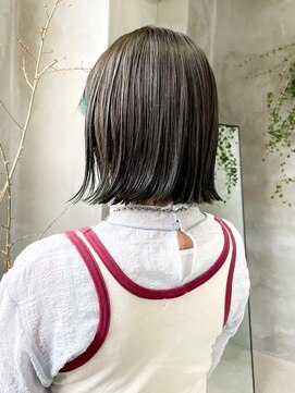 テトヘアー(teto hair) 切りっぱなしボブパッツンブラントボブ