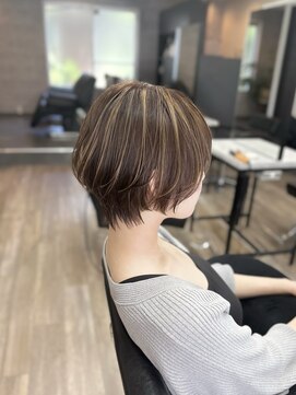 ヴィフ 大船(VIF) ハイライトカラーケアブリーチショートヘアショートボブカット