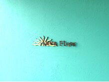 ラバフロー 小野原店(LAVA FLOW)の雰囲気（洗練されたデザインと家具でお客様をお出迎え致します♪）