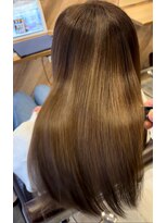 イチヘアー(ICHI hair)&nbsp;白髪ぼかしハイトーンカラー