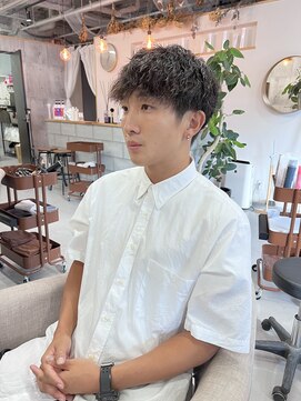 髪屋 紬 ツイストスパイラルパーママッシュツーブロック