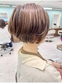 ワンカールパーマのショートボブ
