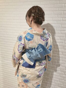 トライフ バイ アカラ(Trife by AKARA)の写真/【早朝予約OK/国立駅徒歩3分】国立でヘアセットが得意なお店♪経験豊富なスタイリストだから安心◎