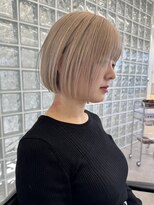 サンク 原宿 表参道(cinq)&nbsp;透明感グレージュ切りっぱなしボブ顔周りレイヤーケアブリーチ