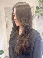 レア(LEA)&nbsp;30代40代50代からの大人なレイヤースタイル