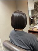 ショートボブ