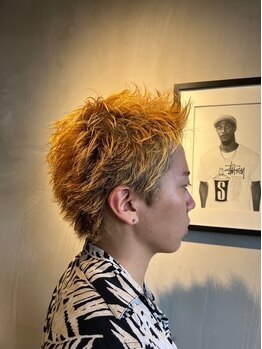 フリーク(FLEEK)の写真/再現性の高いカット技術で、スタイリングが簡単に！扱いやすい髪にしてくれるから、ONもOFFもキマる☆