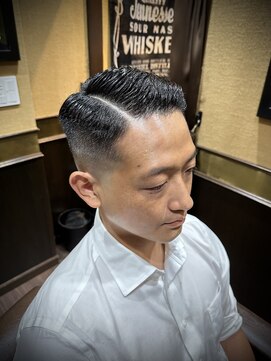 スキンフェード　メンズカット　メンズサロン新潟　女池バーバー