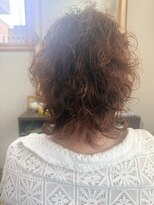 アンティヘア(anti HAIRm) 湿気で広がりやすい髪質でもパーマをかけてお手入れ簡単