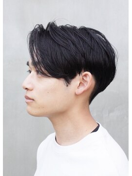 ナタリー(Natalie) メンズカット「センターパートパーマ」