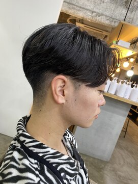 エイル 北堀江(Eir) 【前下がり】【くびれセンターパート】