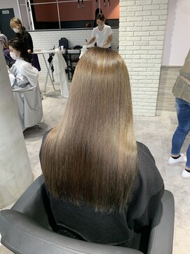 リーオオサカ(Lee Osaka) ブラウンカラー