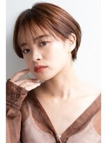 テラス 甲子園(Terrace)&nbsp;小顔カットマッシュショートベージュカラー前髪あり20代30代40代