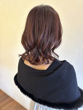 エルサフィロ キタハマ(el zafiro kitahama) 20×30×40代×くびれヘア×ピンクベージュ×レイヤー×外ハネ