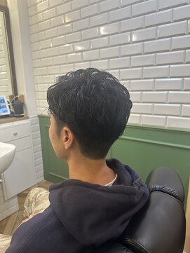 ワイズバーバー ギンザ  神田御茶ノ水店(Y's BarBer GINZA) くせ毛パーマ<理容室>