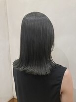 アロマ 仙台店(AROMA)&nbsp;暗髪×ダークグレー×切りっぱなし