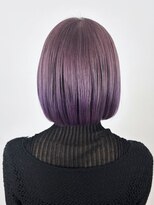 アイティー バイ アルバム 中野店(IT by ALBUM) ホワイトピンクベビーピンクニュアンスカラー_ba497071