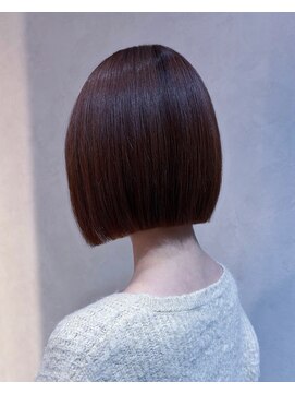 ロンド ルージュ 銀座店(Lond rouge) 年齢顔型問わず人気な「切りぱなしボブ」