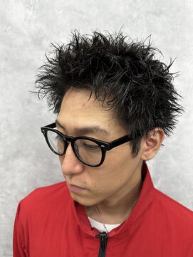 クロム トウキョウ ザ バーバーアルト 神保町店(CHROM TOKYO the Barber ALT) スパイキーショート