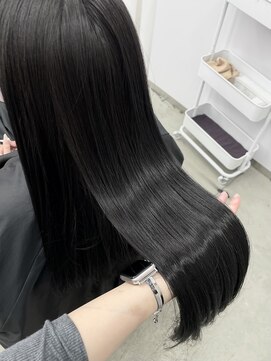 エヌアイ オモテサンドウ(ni omotesando) 黒髪ロング/ツヤツヤストレート/髪質改善　上野