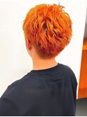 ハイトーン スパイキーショート オレンジカラー ブリーチ 10代