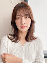 アグノス 青山(Agnos)&nbsp;ミディアムヘア 暗めカラー デザインカラー くびれヘア