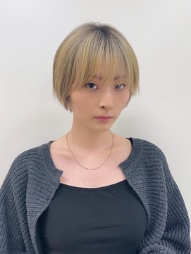 ヴィサージュクオン(VISAGE Quon) ハイトーンショートボブ