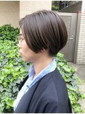 大人ショートボブ/ハンサムショート/前髪なし/30代40代50代