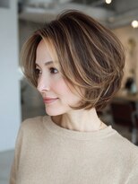 トリッカ 代官山(tricca)&nbsp;大人ショートボブ/白髪ぼかし/ハイライト/艶カラー/小顔カット