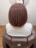 ムクヘアー(muk hair)&nbsp;【白髪ぼかし】赤みを活かした艶感ベリーブラウン × 質感ボブ