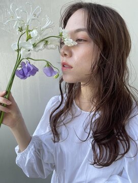 トリコ ショップアンドヘアサロン(tricot shop hair salon) くしゅっと感が可愛いニュアンスロングヘア