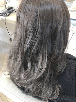 ヘアー ポコ(Hair poco)の写真/人気のイルミナカラーも取り扱う、30代女子向けサロン☆クールに、でもカワイく♪そんな大人ミューズになる