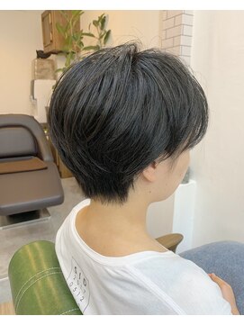 カルム(calmost) すっきり×柔らかショートボブ