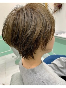 フレン(flen) 横顔美人ショート