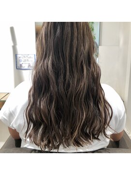 ルディー バイ ヘアーポケット(rudii by HAIR POCKET) ハイライト×グレージュ