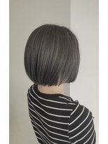 ルミエール(lumiere) 透明感カーキグレージュボブ