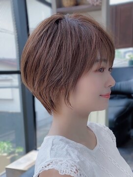 ザシー オモテサンドウ(The C) 30代40代50代◎大人ナチュラルレイヤーショートボブ　表参道1