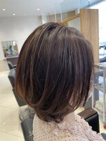 ニスタ セルクル(nista cercle)&nbsp;【nista cercle磐田】ショートボブ ハイライト 白髪ぼかし