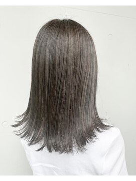 カリーナコークス 原宿 渋谷(Carina COKETH) グレー系/ブリーチダブカラー,インナーカラーイヤリングカラー