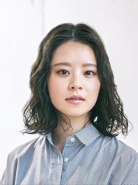 ヘアー 4038(HAIR.4038) 一目で惹かれるフェミニンパーマ