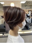 ハイネックショートカット