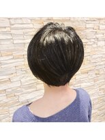 アロマ ヘアルーム 池袋店(AROMA hair room)&nbsp;うるツヤ美魔女耳だしショート/池袋