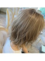 メヴィ(Mavie)&nbsp;ミルクティーベージュ