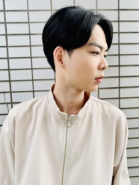 サロンドクロエ(Salon de Chloe) 韓国マッシュ／刈り上げツーブロック／センターパート／前下がり